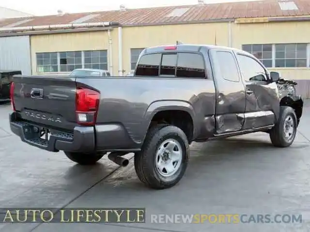 4 Photograph of a damaged car 3TYRX5GN3LT000839 TOYOTA TACOMA 2020