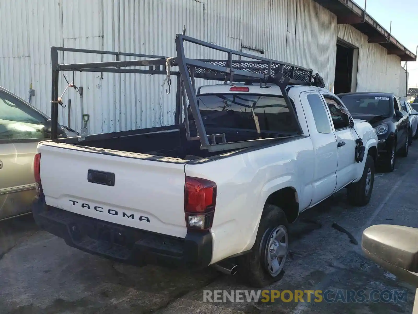 4 Photograph of a damaged car 3TYRX5GN3LT001277 TOYOTA TACOMA 2020