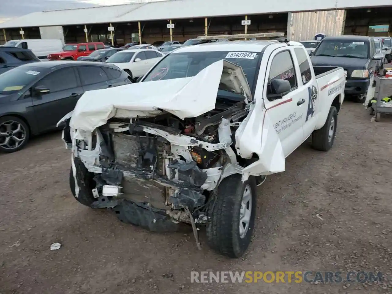 9 Photograph of a damaged car 3TYRX5GN3LT002204 TOYOTA TACOMA 2020