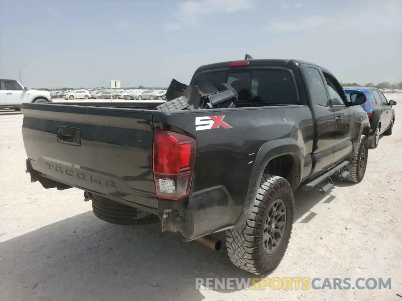 4 Photograph of a damaged car 3TYRX5GN3LT003742 TOYOTA TACOMA 2020