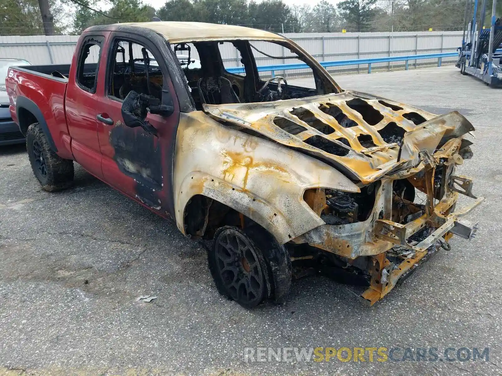 1 Photograph of a damaged car 3TYRX5GN4LT001997 TOYOTA TACOMA 2020