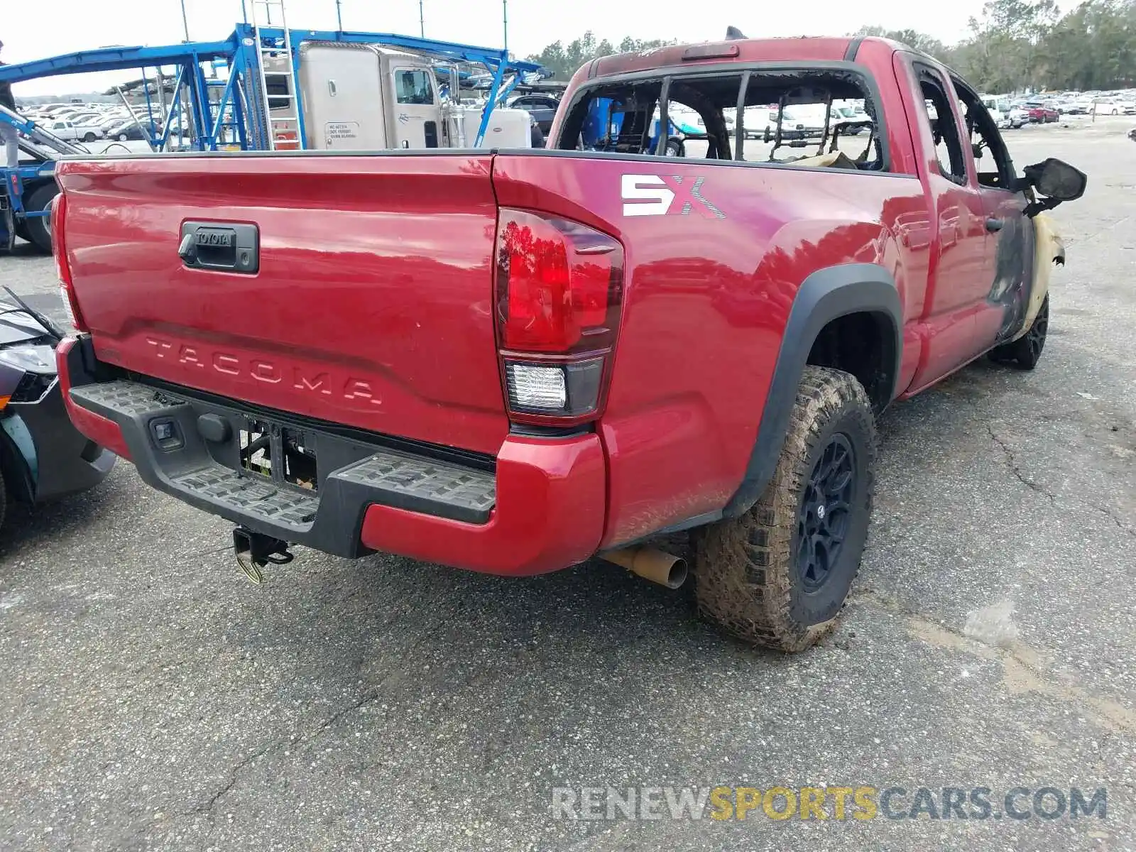 4 Photograph of a damaged car 3TYRX5GN4LT001997 TOYOTA TACOMA 2020