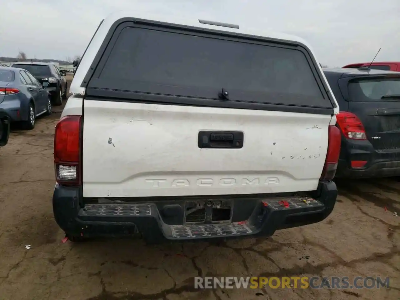 6 Photograph of a damaged car 3TYRX5GN4LT005015 TOYOTA TACOMA 2020