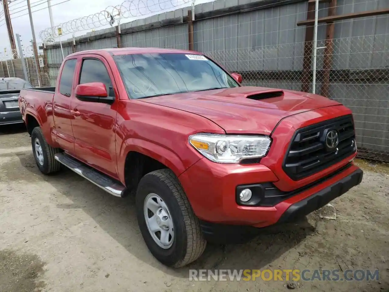 1 Photograph of a damaged car 3TYRX5GN5LT003659 TOYOTA TACOMA 2020