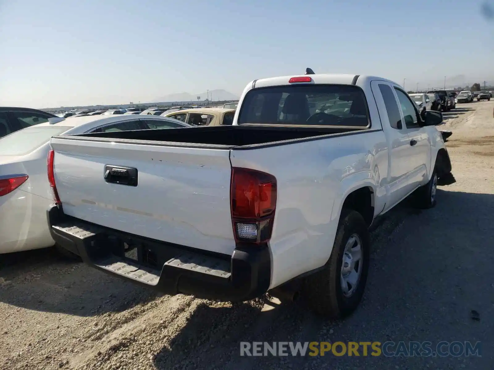 4 Photograph of a damaged car 3TYRX5GN5LT004519 TOYOTA TACOMA 2020