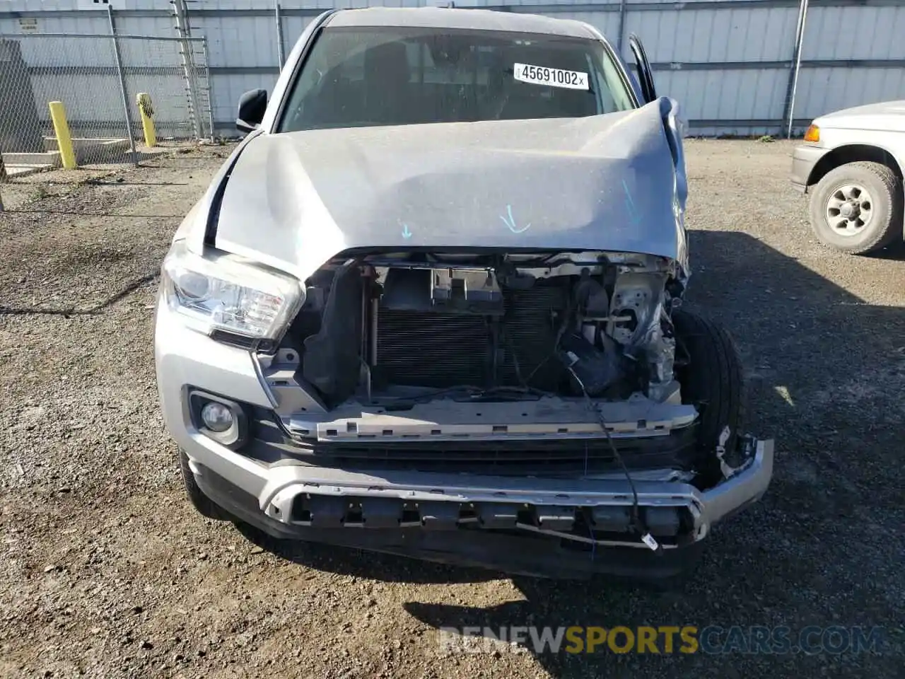 7 Photograph of a damaged car 3TYRX5GN8LT001260 TOYOTA TACOMA 2020