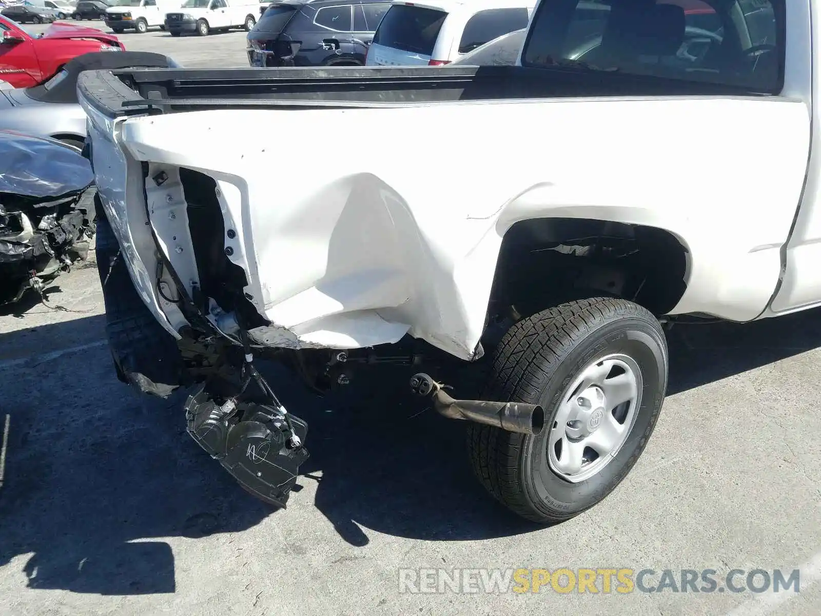 9 Photograph of a damaged car 3TYRX5GN9LT000313 TOYOTA TACOMA 2020