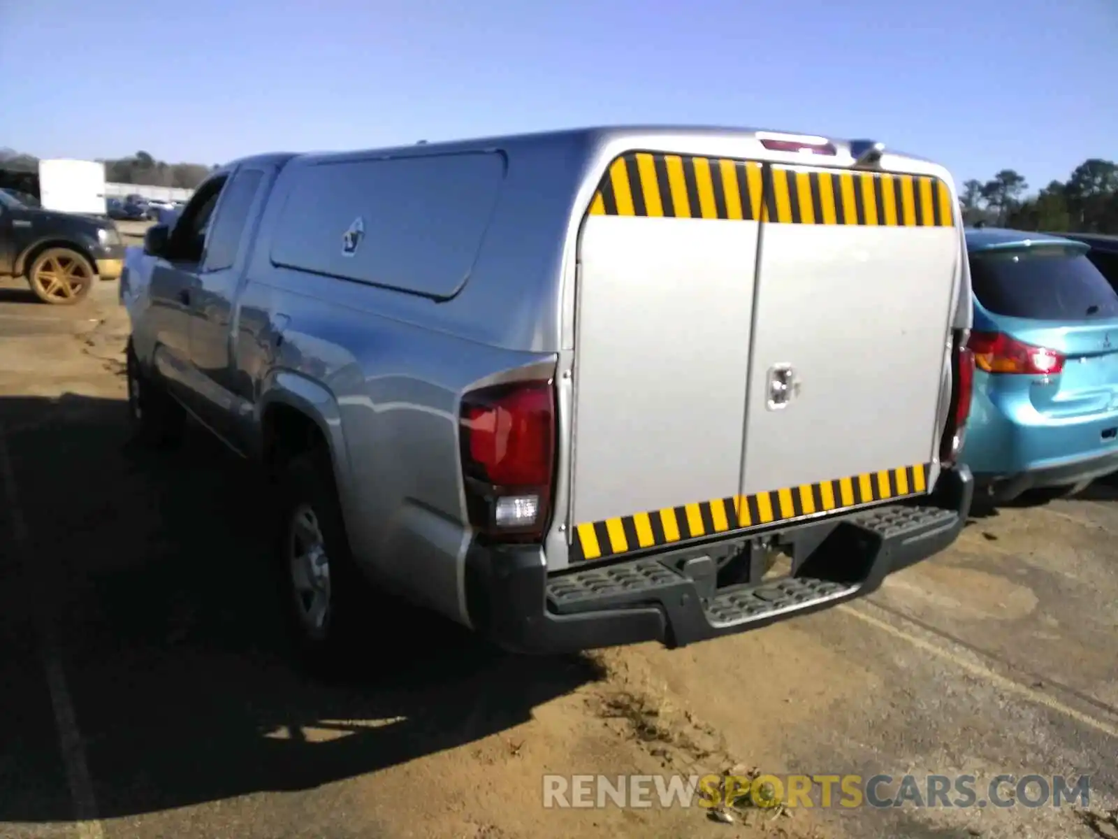 3 Photograph of a damaged car 3TYRX5GN9LT002952 TOYOTA TACOMA 2020