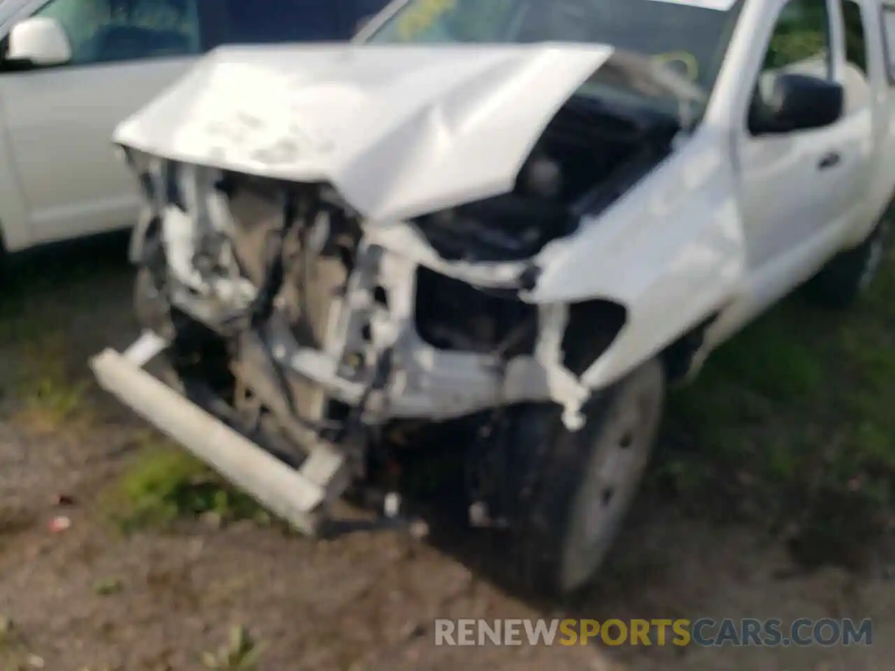 9 Photograph of a damaged car 3TYRX5GN9LT005057 TOYOTA TACOMA 2020