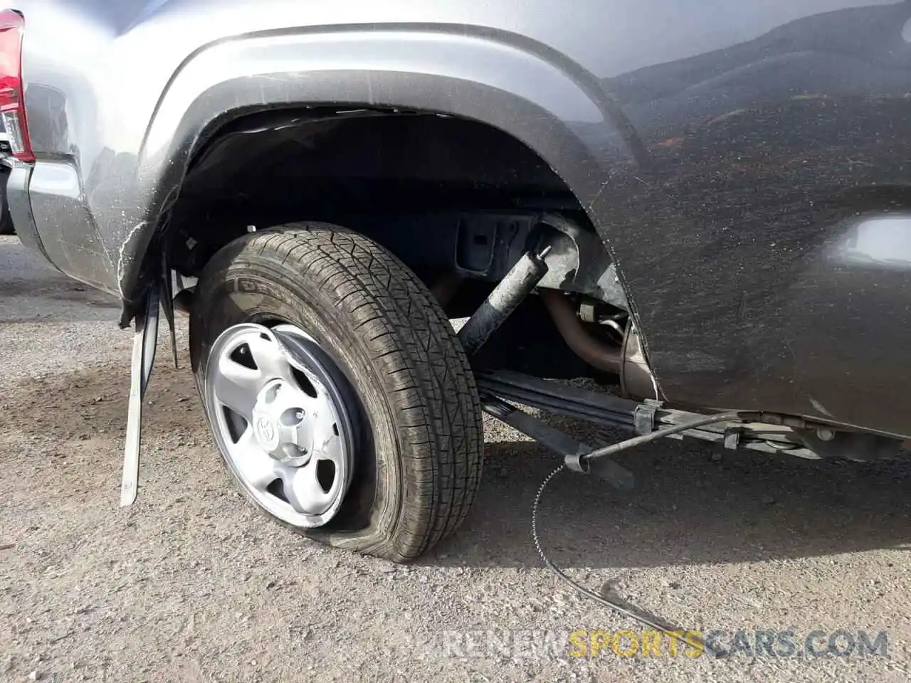 9 Photograph of a damaged car 3TYRX5GNXLT000658 TOYOTA TACOMA 2020