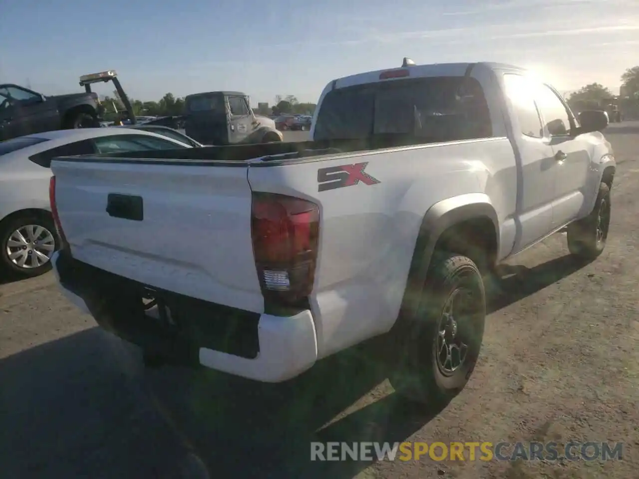 4 Photograph of a damaged car 3TYRZ5CNXLT001941 TOYOTA TACOMA 2020