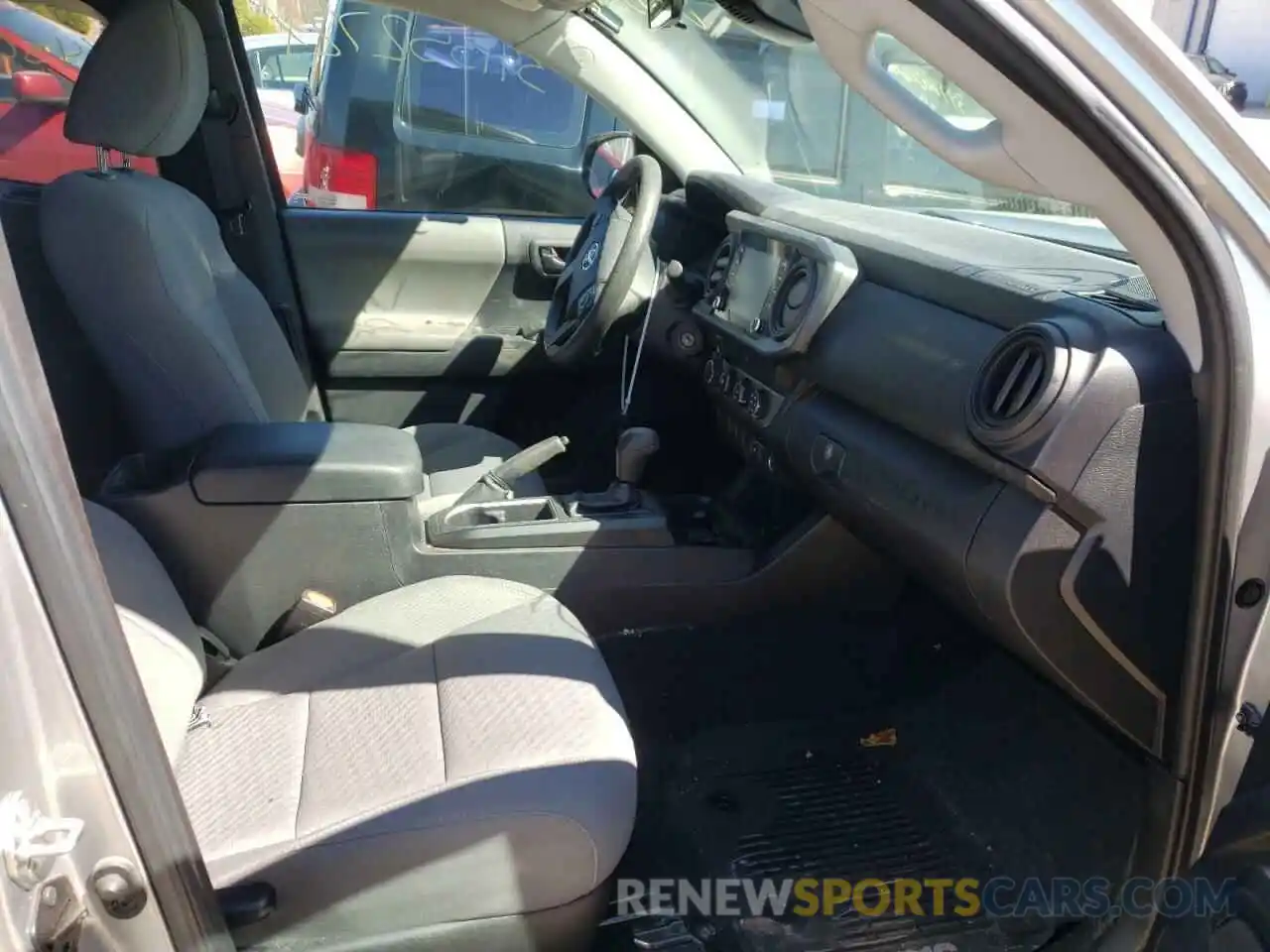 5 Photograph of a damaged car 3TYSX5EN0LT001709 TOYOTA TACOMA 2020