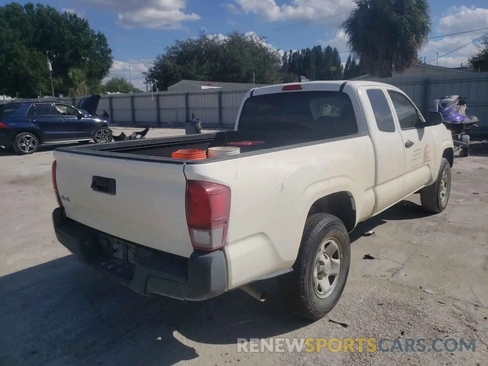 4 Photograph of a damaged car 3TYSX5EN1LT002609 TOYOTA TACOMA 2020