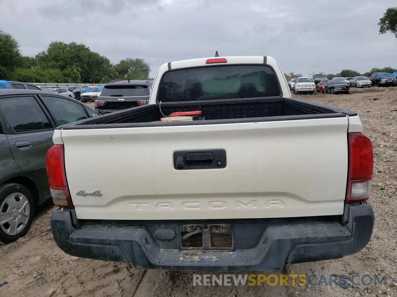 9 Photograph of a damaged car 3TYSX5EN1LT002609 TOYOTA TACOMA 2020