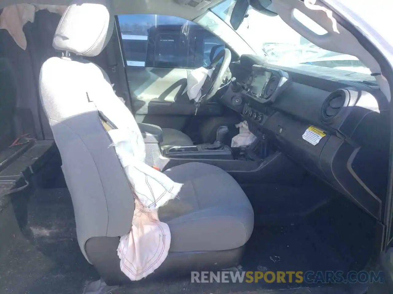 5 Photograph of a damaged car 3TYSX5EN5LT001706 TOYOTA TACOMA 2020