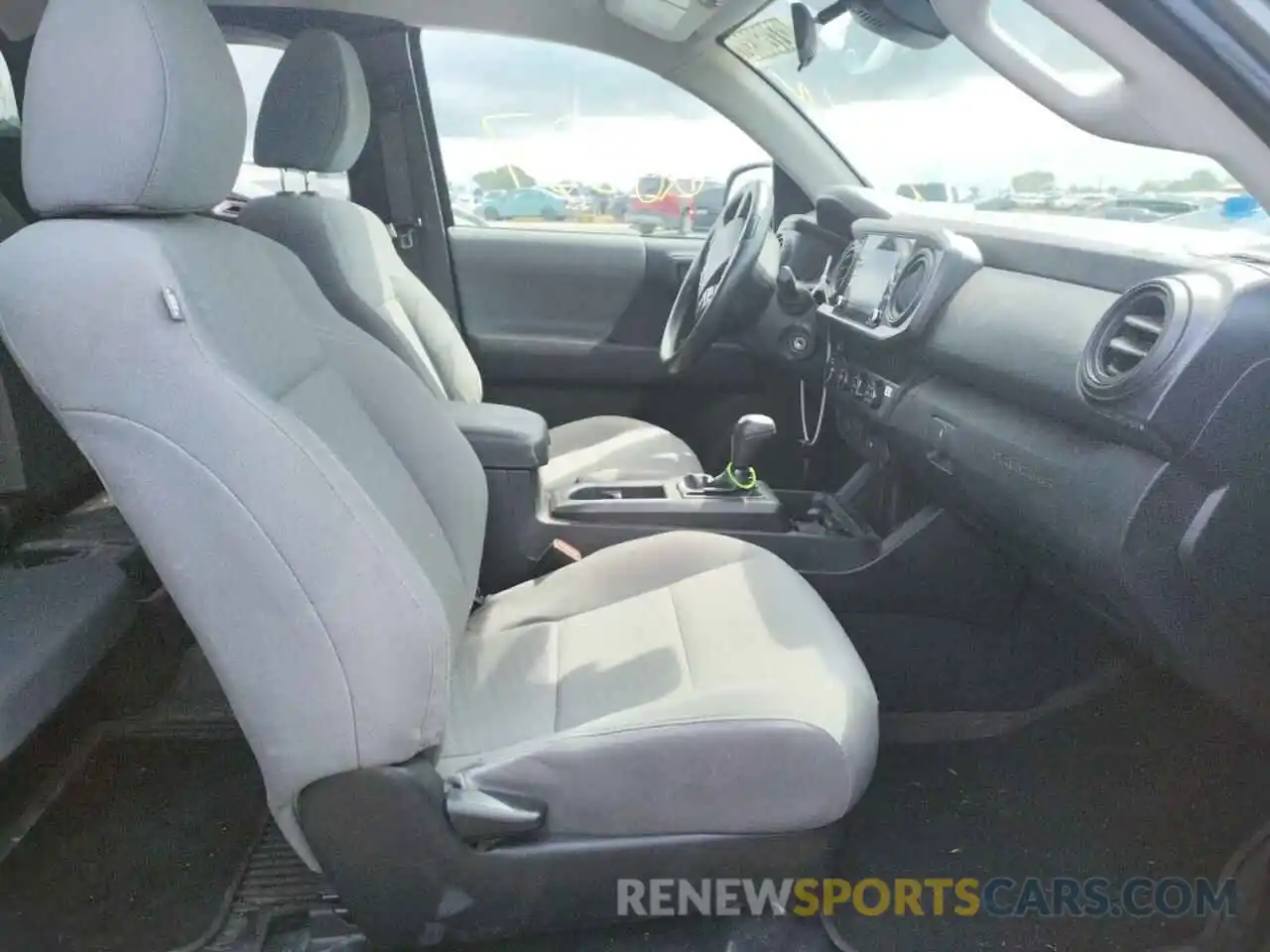 5 Photograph of a damaged car 3TYSX5EN6LT002041 TOYOTA TACOMA 2020