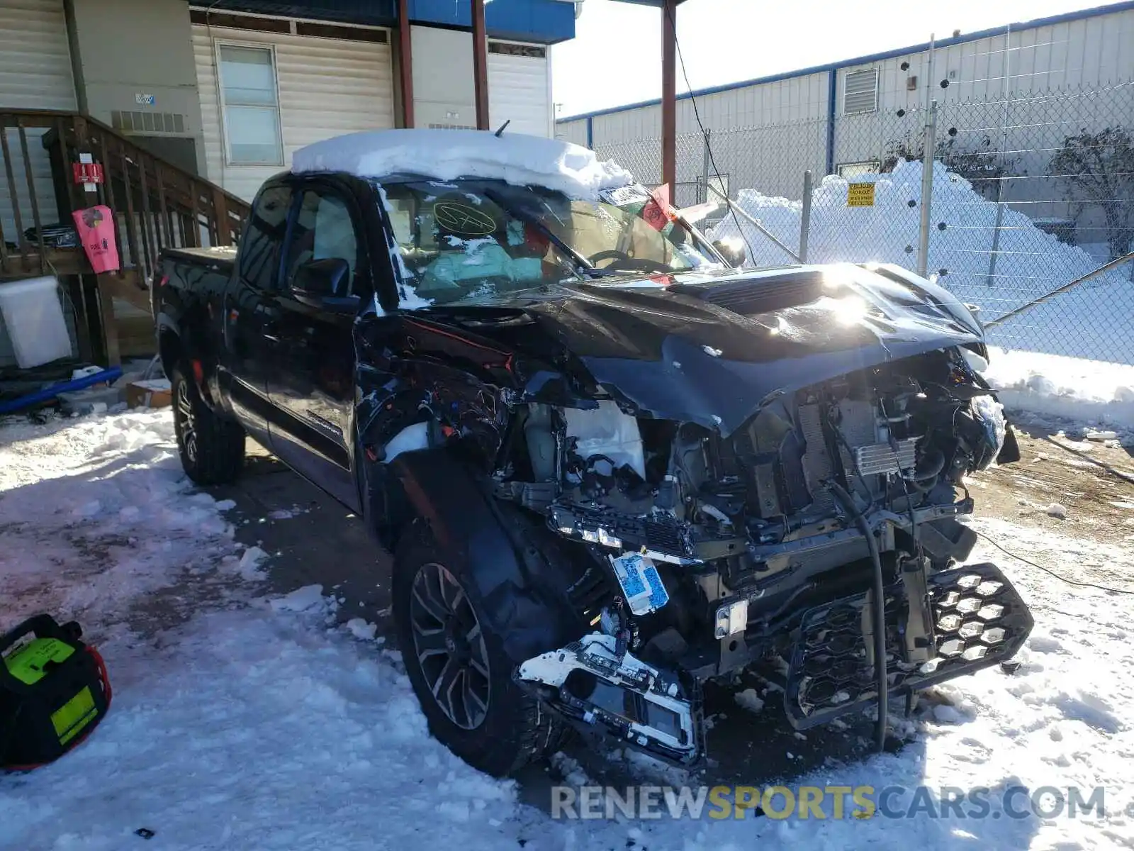 1 Photograph of a damaged car 3TYSZ5AN0LT000804 TOYOTA TACOMA 2020