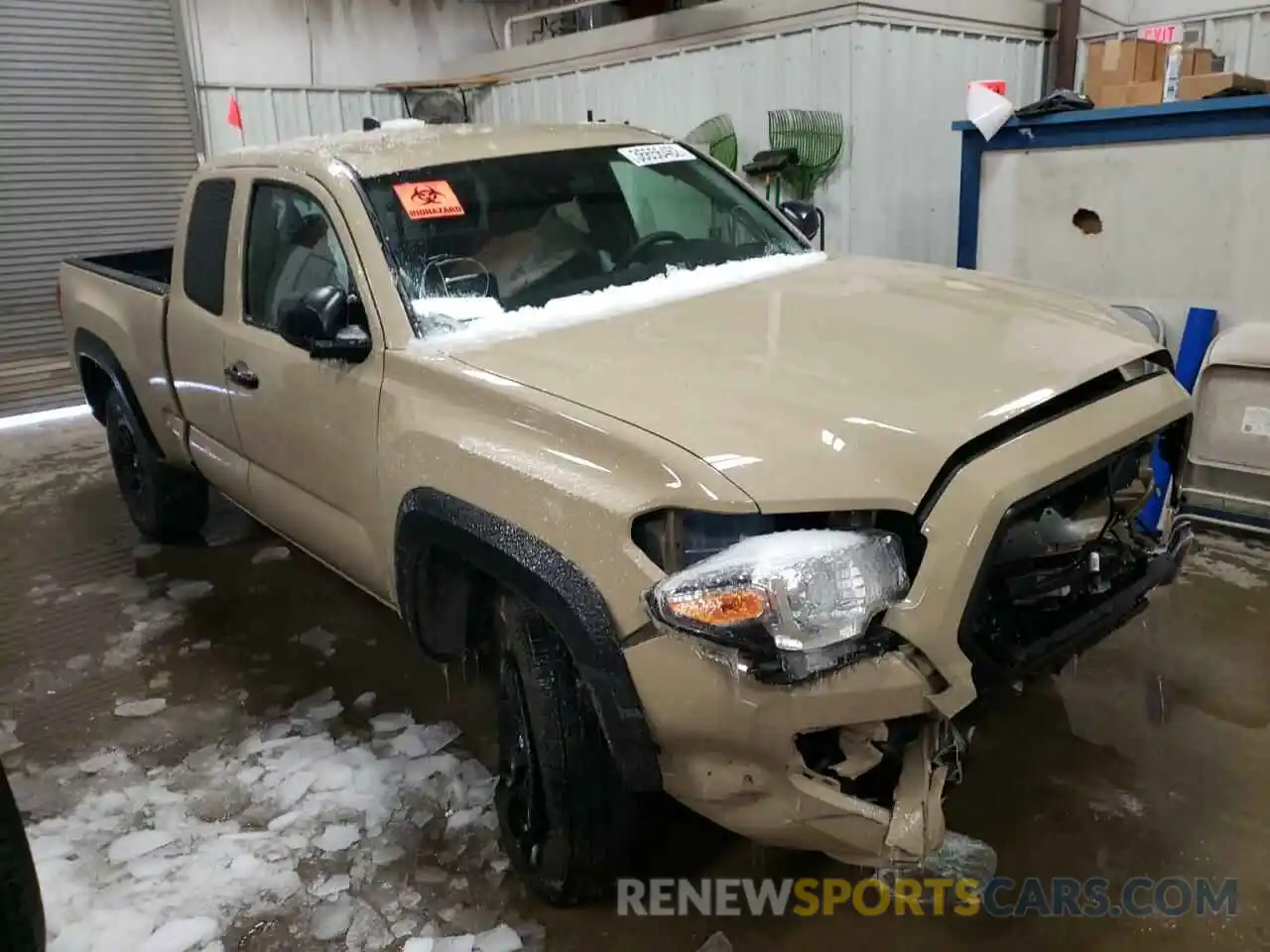 1 Photograph of a damaged car 3TYSZ5AN2LT004014 TOYOTA TACOMA 2020