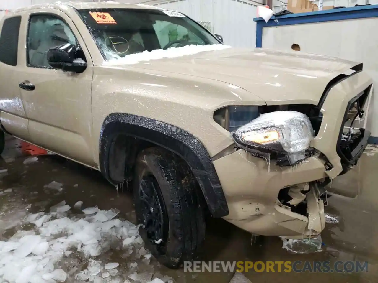 9 Photograph of a damaged car 3TYSZ5AN2LT004014 TOYOTA TACOMA 2020