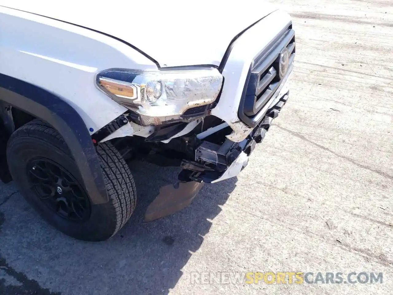 9 Фотография поврежденного автомобиля 3TYSZ5AN4LT005939 TOYOTA TACOMA 2020