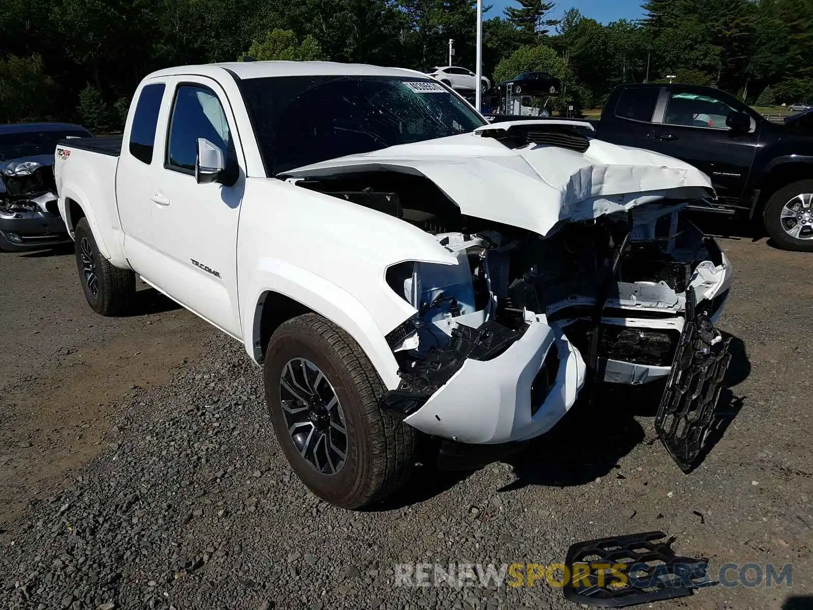 1 Photograph of a damaged car 3TYSZ5AN5LT000071 TOYOTA TACOMA 2020