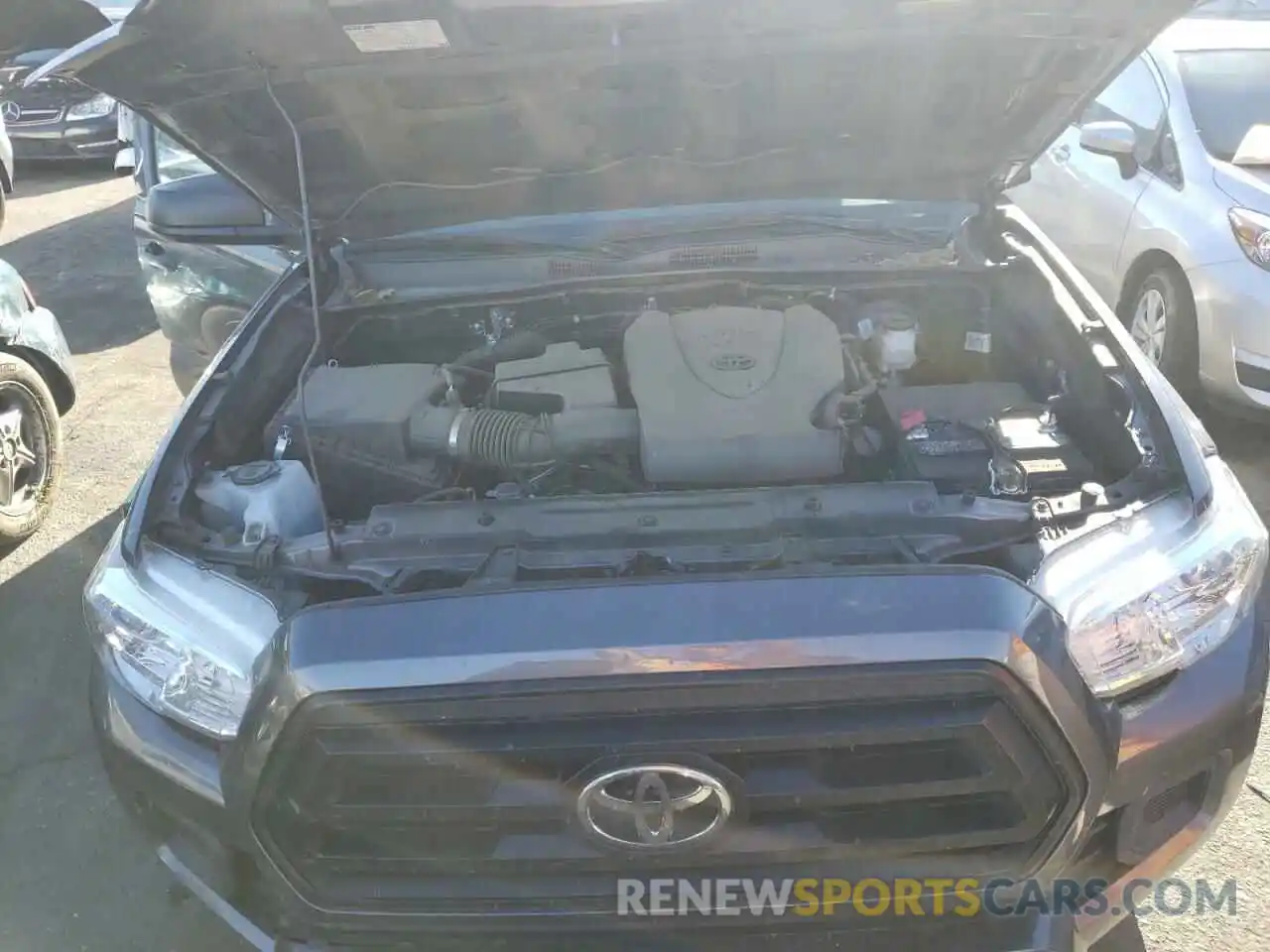 7 Photograph of a damaged car 3TYSZ5AN7LT001142 TOYOTA TACOMA 2020