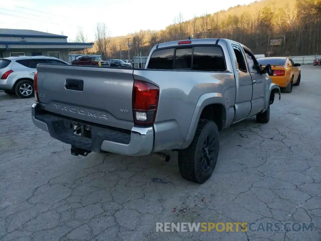 4 Photograph of a damaged car 3TYSZ5AN8LT001912 TOYOTA TACOMA 2020