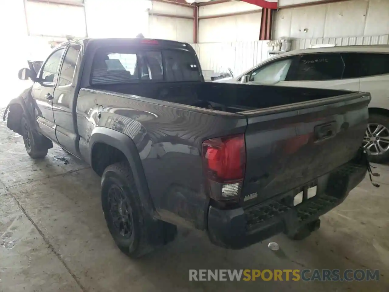 3 Photograph of a damaged car 3TYSZ5AN9LT001658 TOYOTA TACOMA 2020