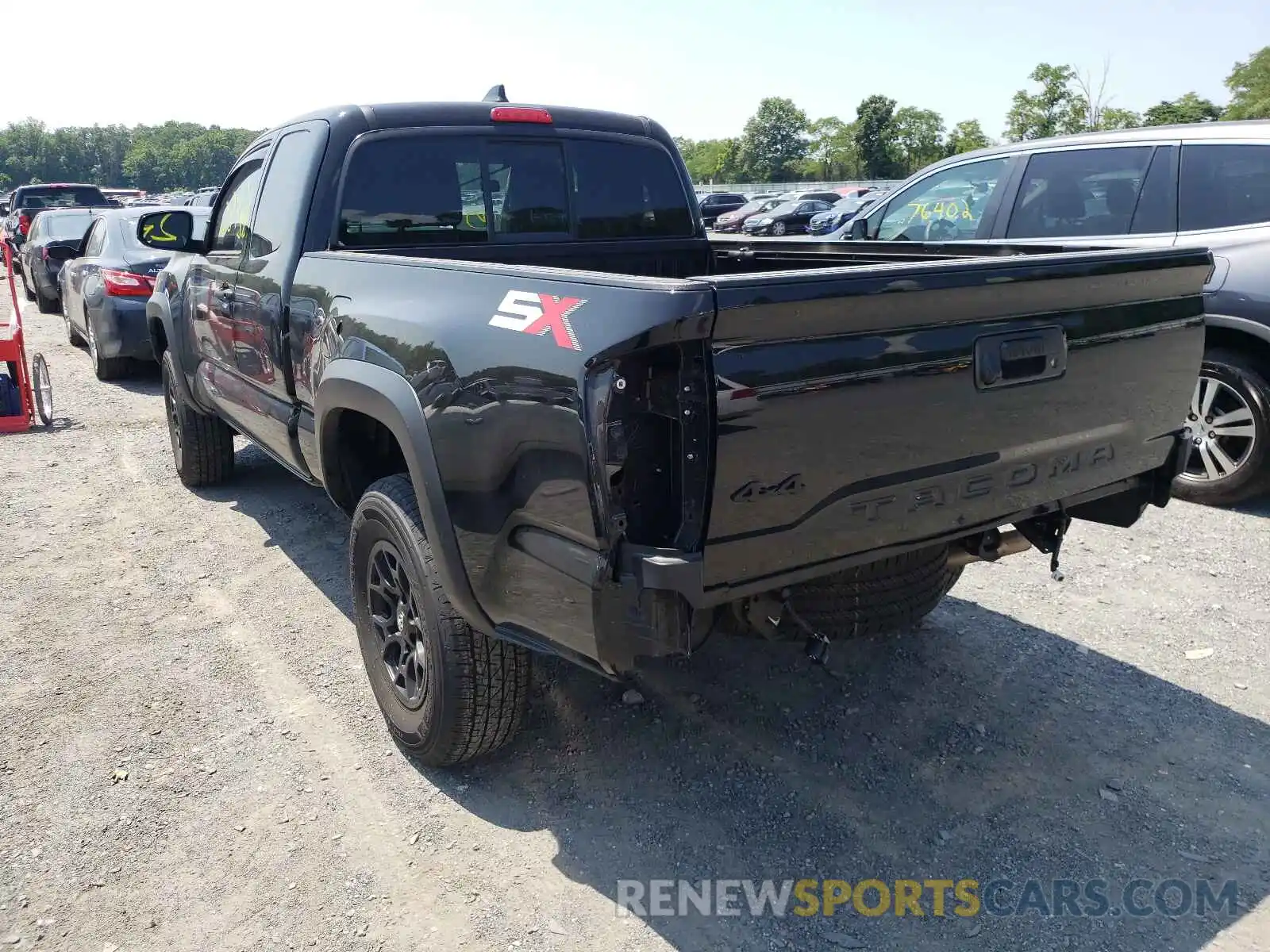 3 Photograph of a damaged car 3TYSZ5AN9LT004544 TOYOTA TACOMA 2020