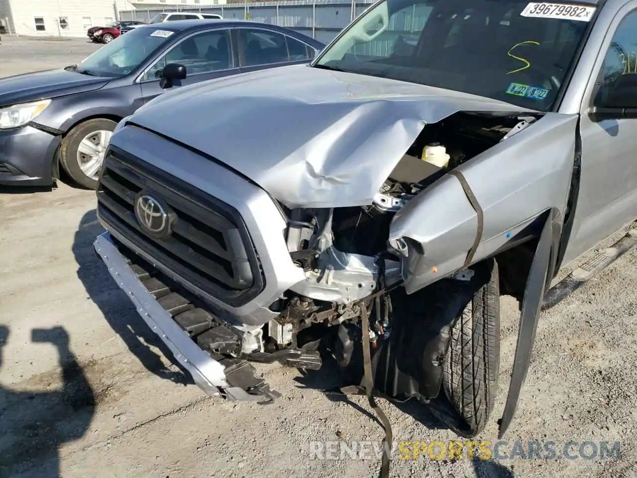 9 Photograph of a damaged car 3TYSZ5ANXLT006271 TOYOTA TACOMA 2020