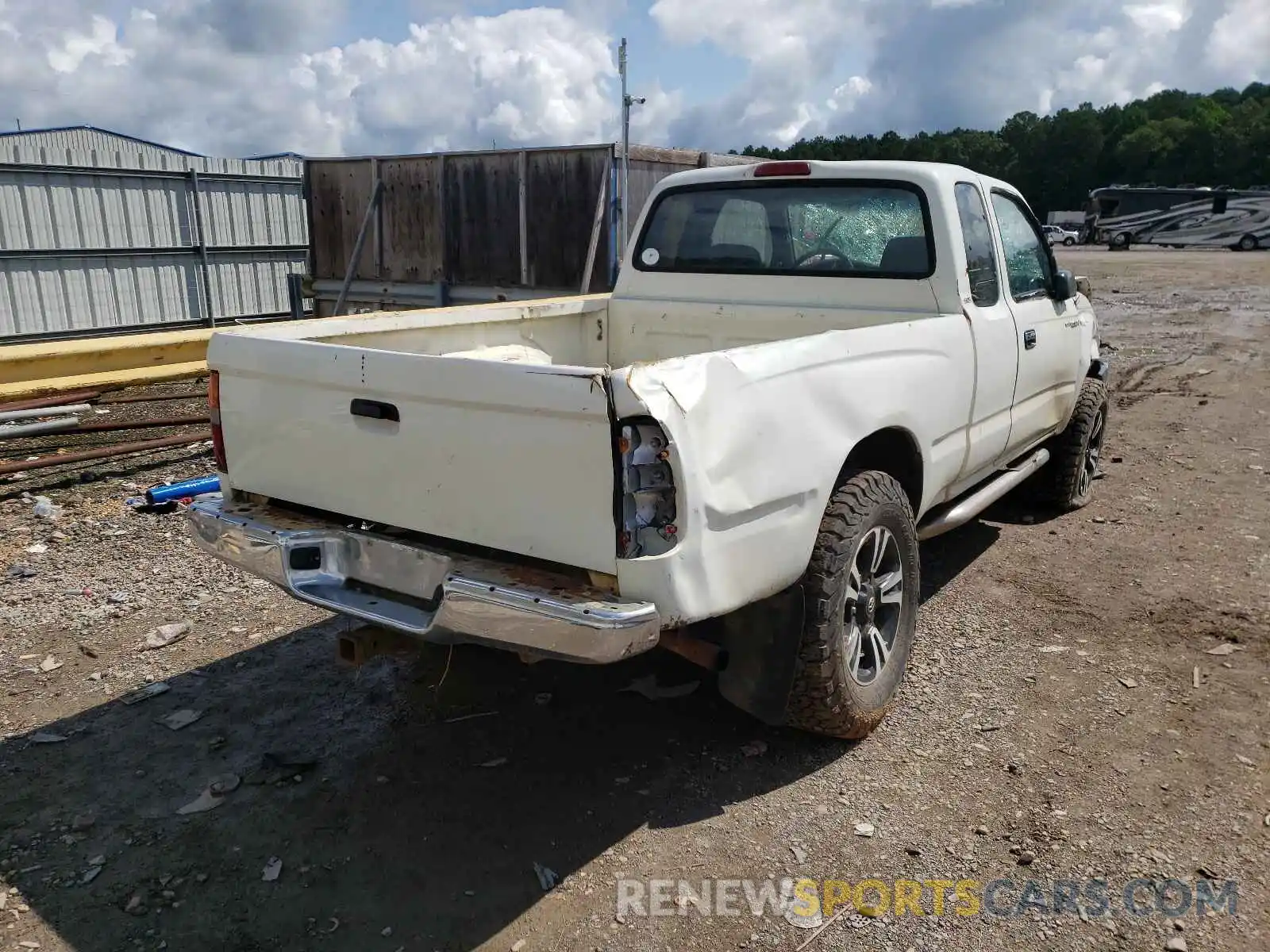 4 Photograph of a damaged car 4TAWM72N4WZ085666 TOYOTA TACOMA 2020