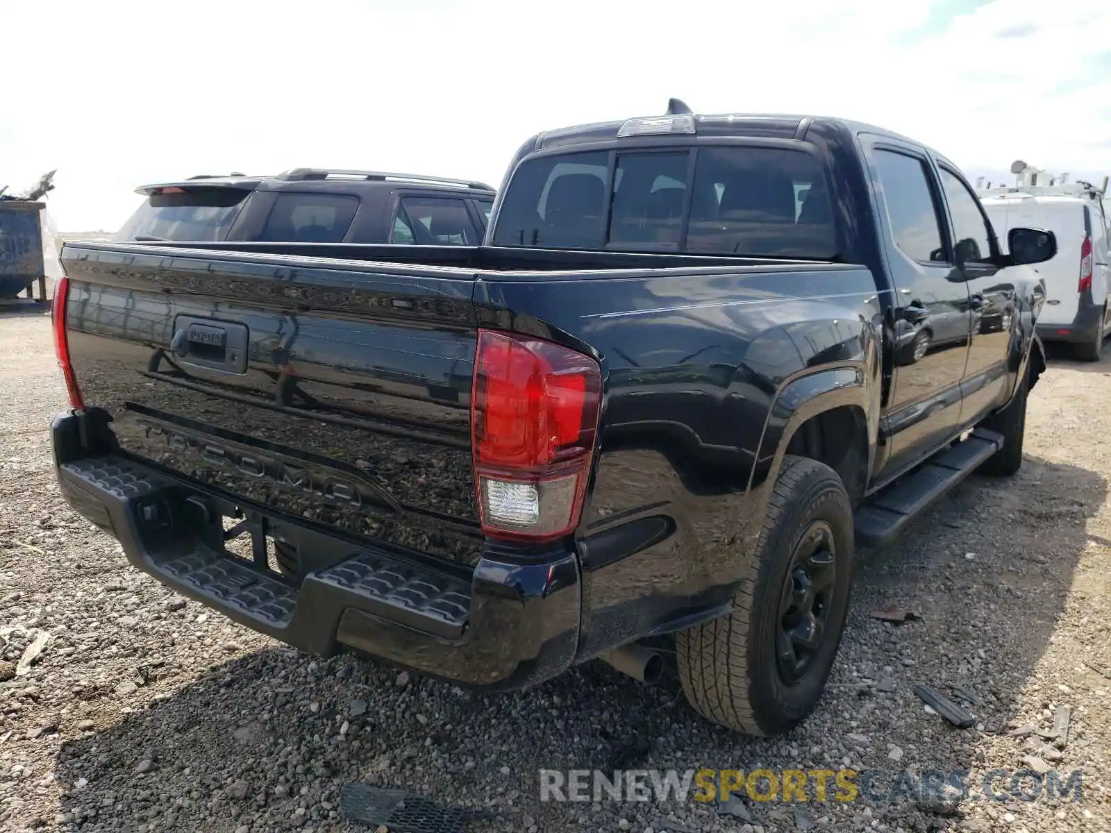 4 Photograph of a damaged car 5TFAX5GN0LX169087 TOYOTA TACOMA 2020