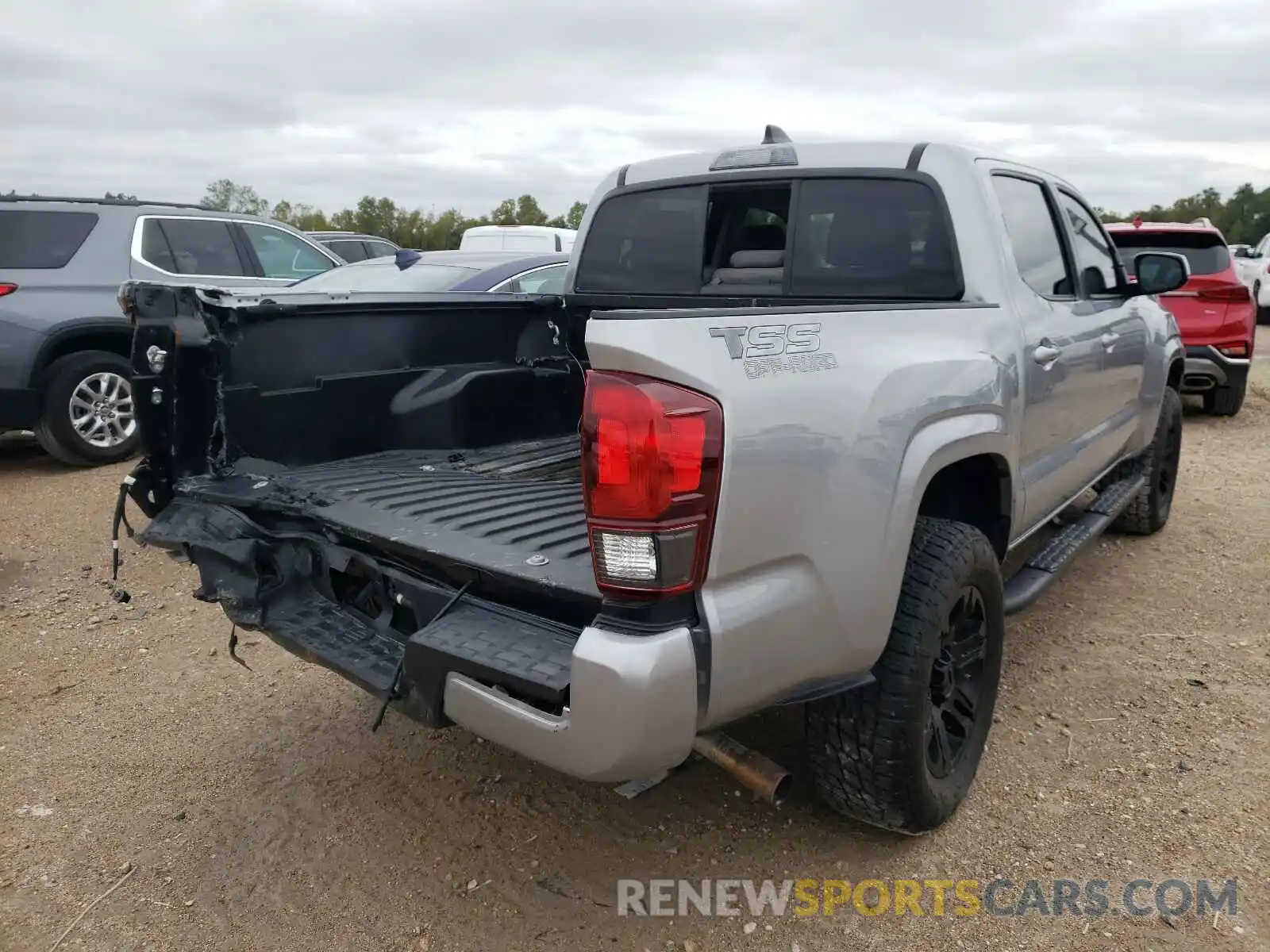 4 Photograph of a damaged car 5TFAX5GN0LX176377 TOYOTA TACOMA 2020