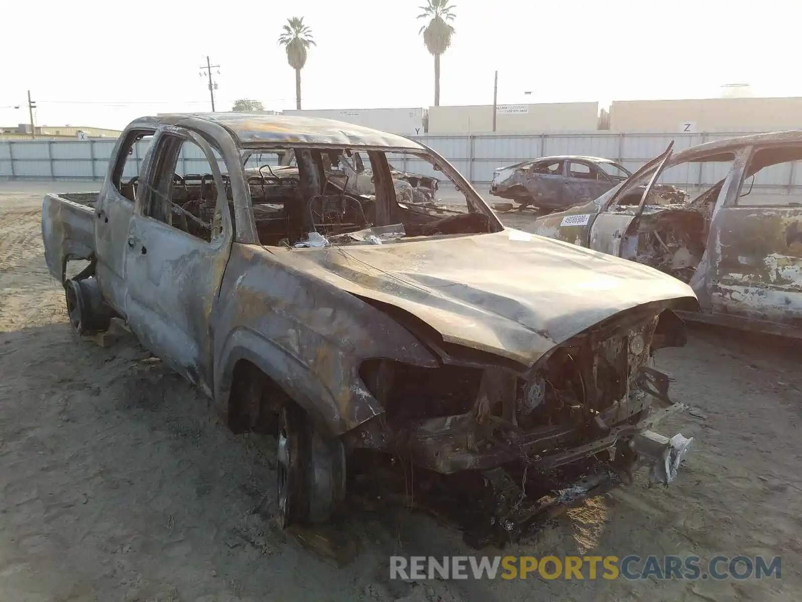 1 Photograph of a damaged car 5TFAX5GN0LX179831 TOYOTA TACOMA 2020