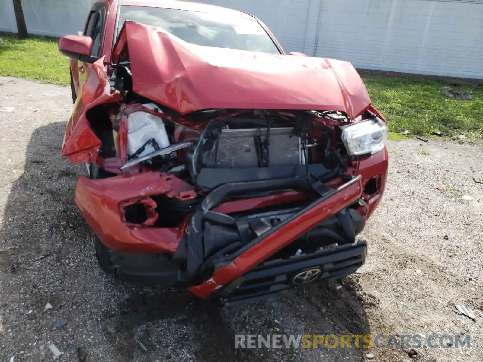 9 Photograph of a damaged car 5TFAX5GN0LX181725 TOYOTA TACOMA 2020