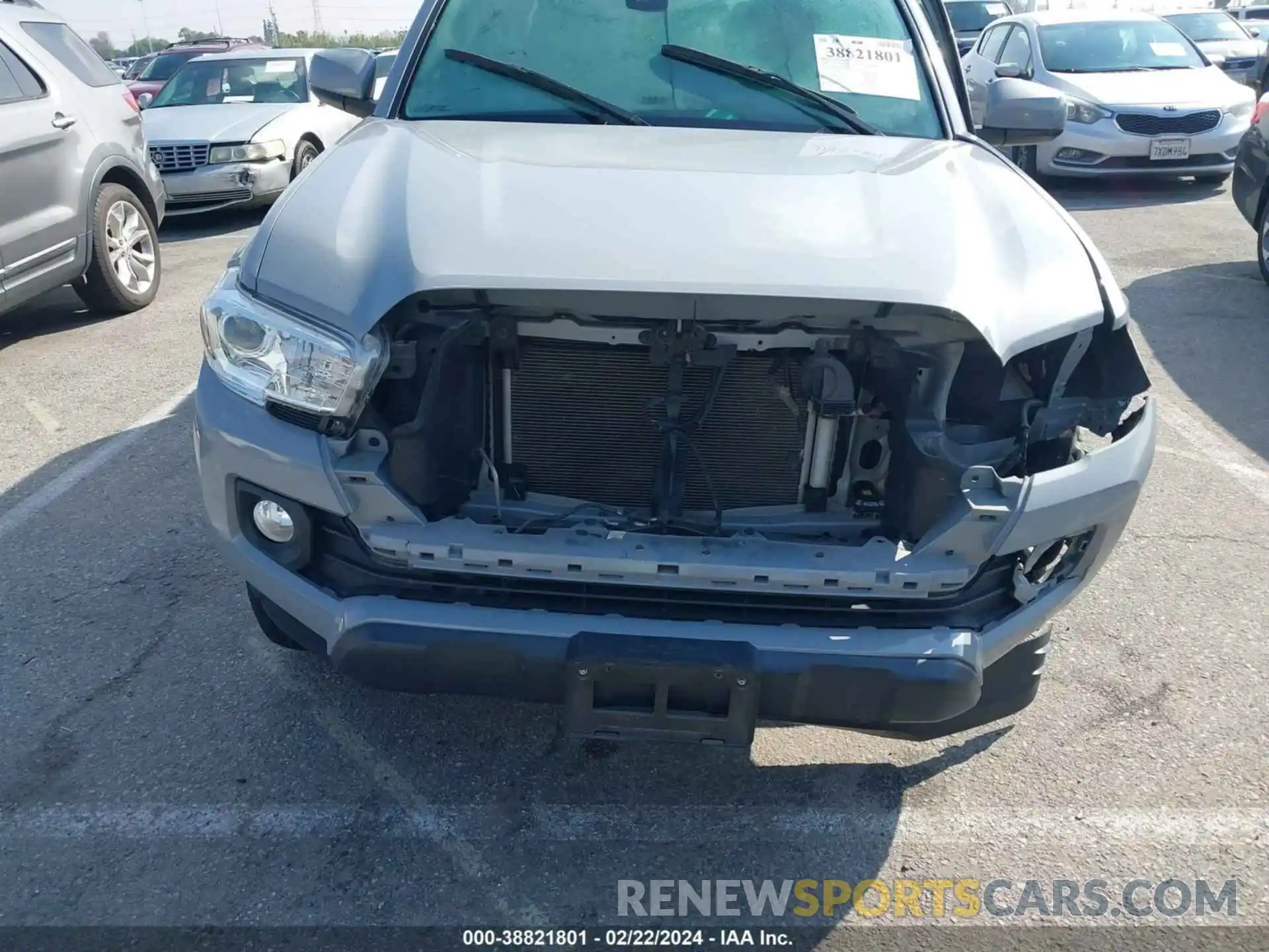 6 Photograph of a damaged car 5TFAX5GN0LX186181 TOYOTA TACOMA 2020