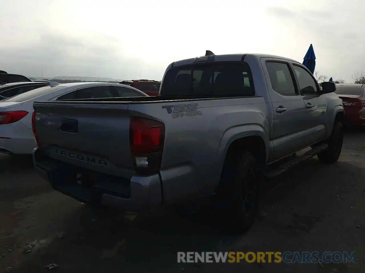 4 Photograph of a damaged car 5TFAX5GN0LX188027 TOYOTA TACOMA 2020