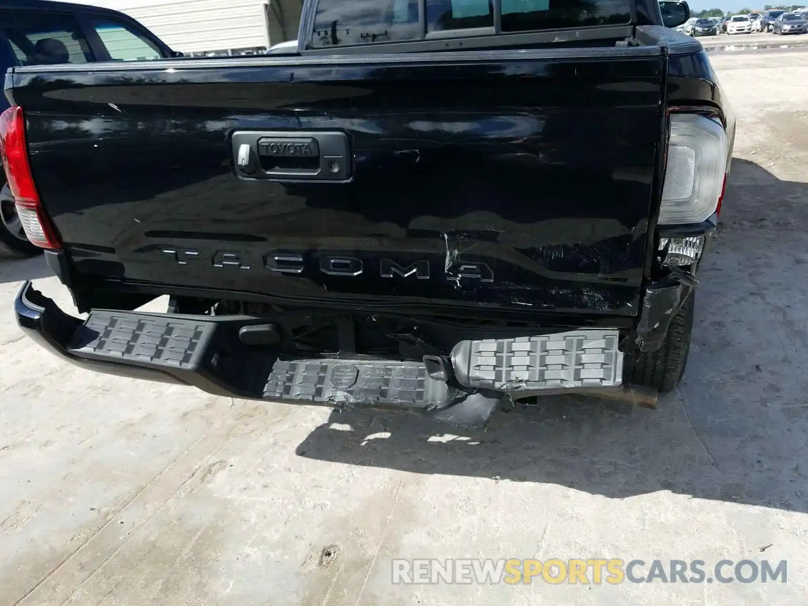 9 Photograph of a damaged car 5TFAX5GN1LX171186 TOYOTA TACOMA 2020