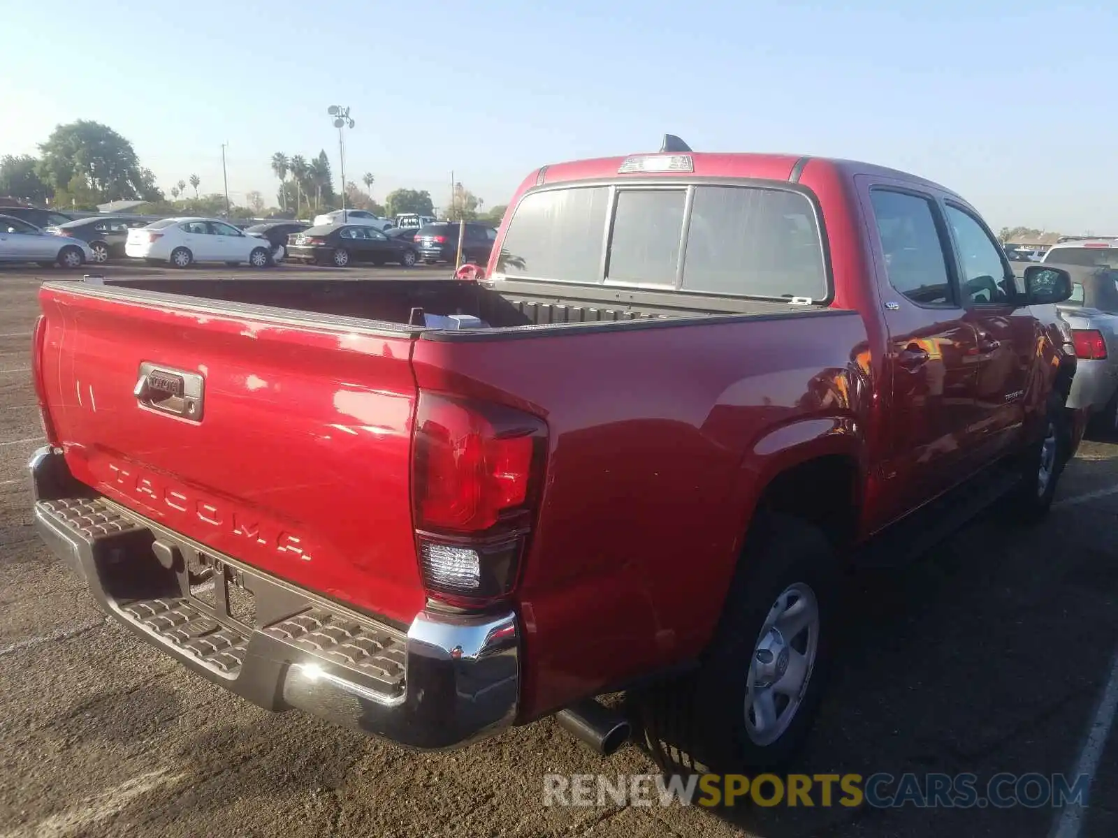 4 Photograph of a damaged car 5TFAX5GN1LX182527 TOYOTA TACOMA 2020