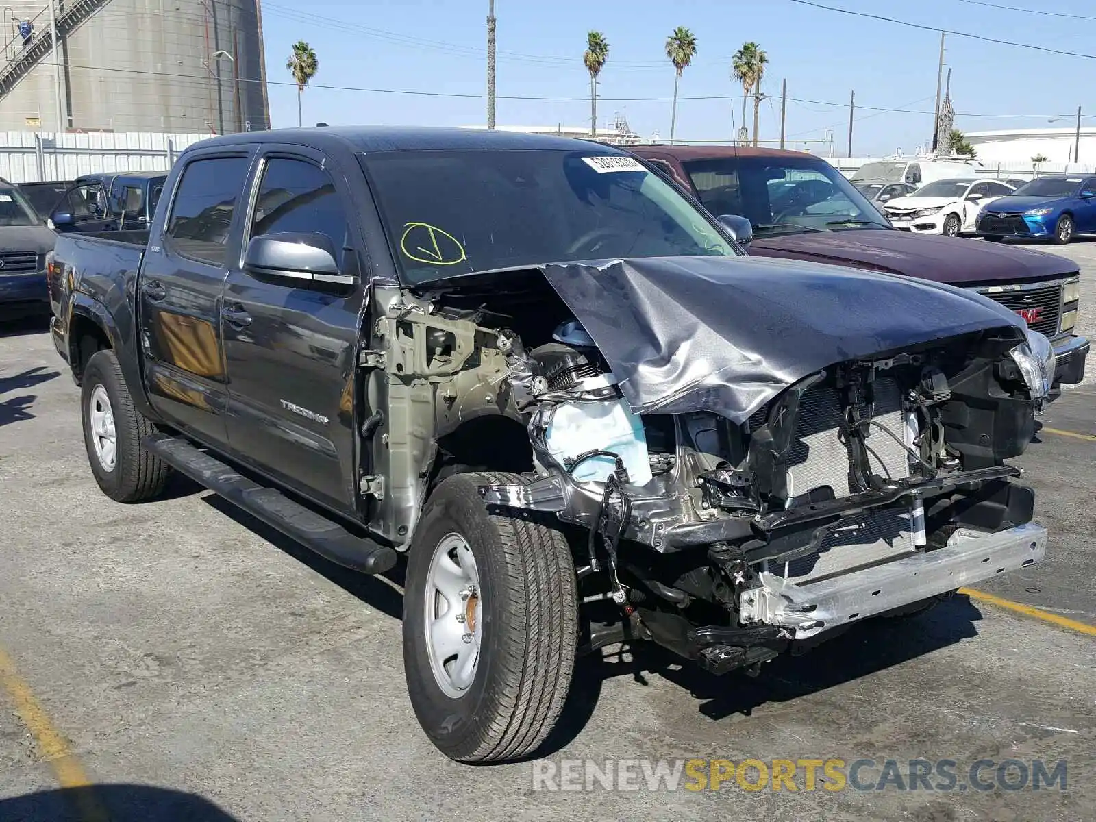 1 Photograph of a damaged car 5TFAX5GN1LX184357 TOYOTA TACOMA 2020