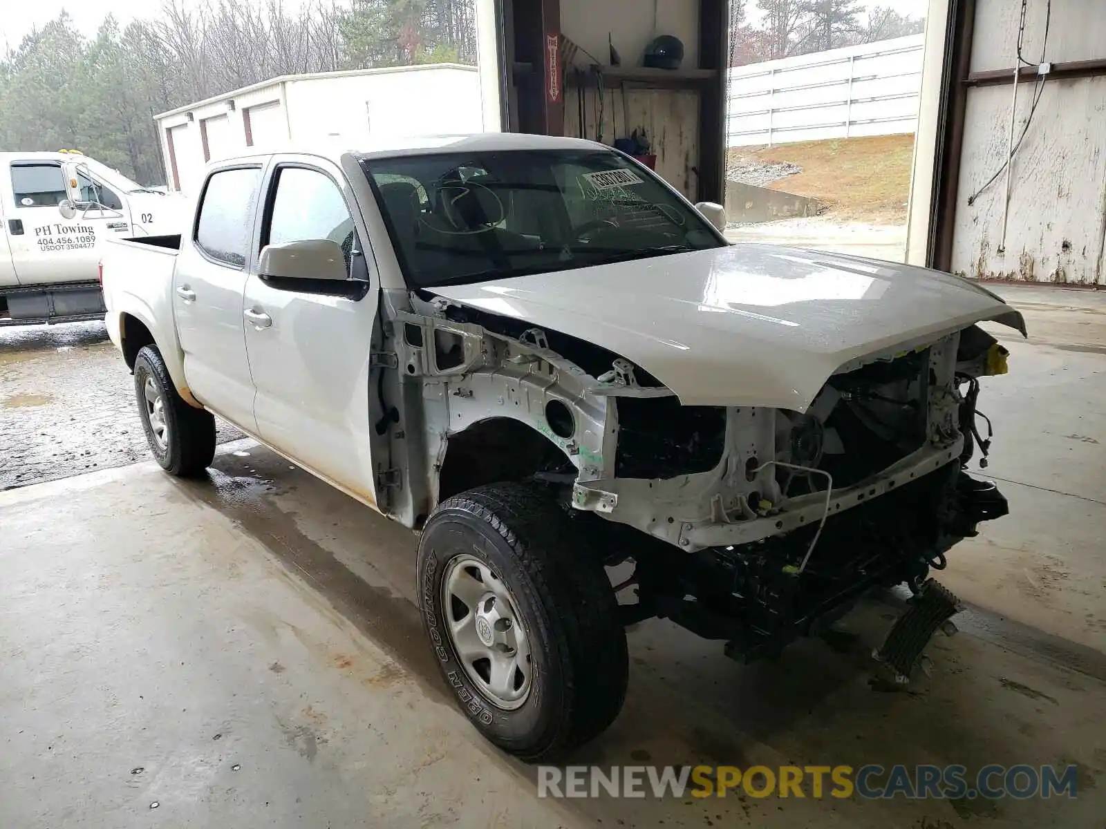 1 Photograph of a damaged car 5TFAX5GN2LX173965 TOYOTA TACOMA 2020