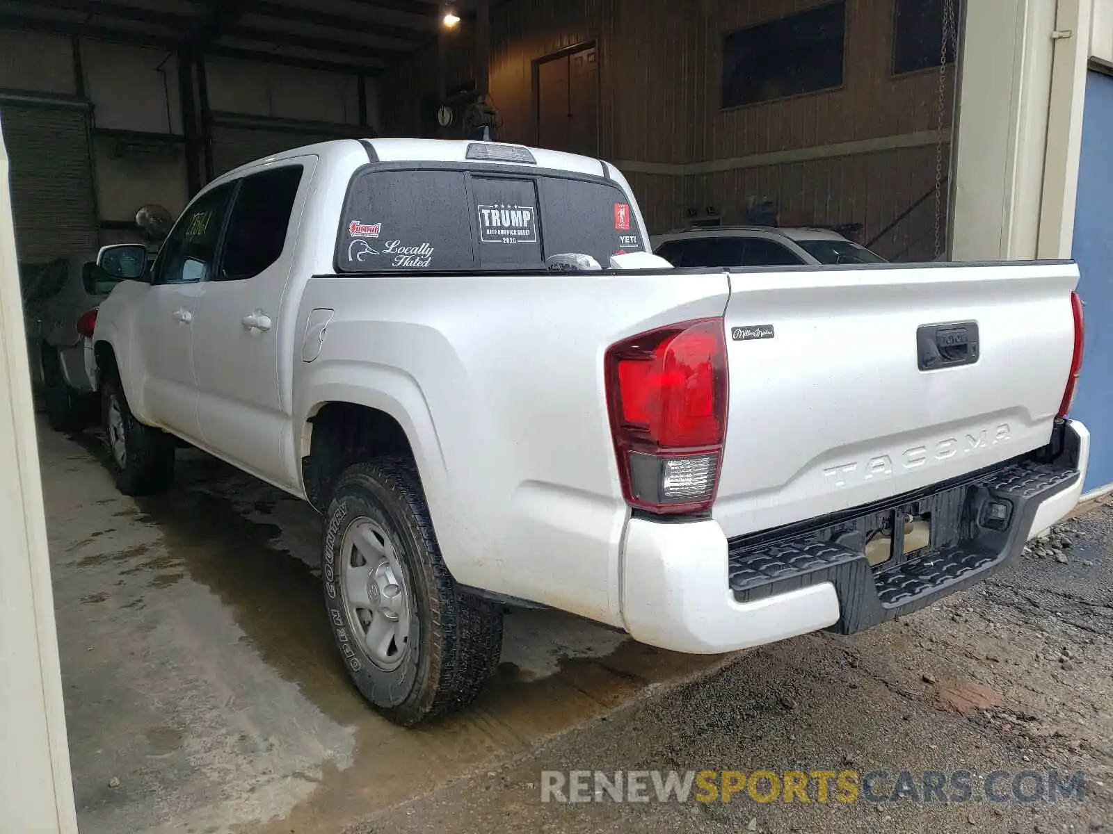 3 Photograph of a damaged car 5TFAX5GN2LX173965 TOYOTA TACOMA 2020