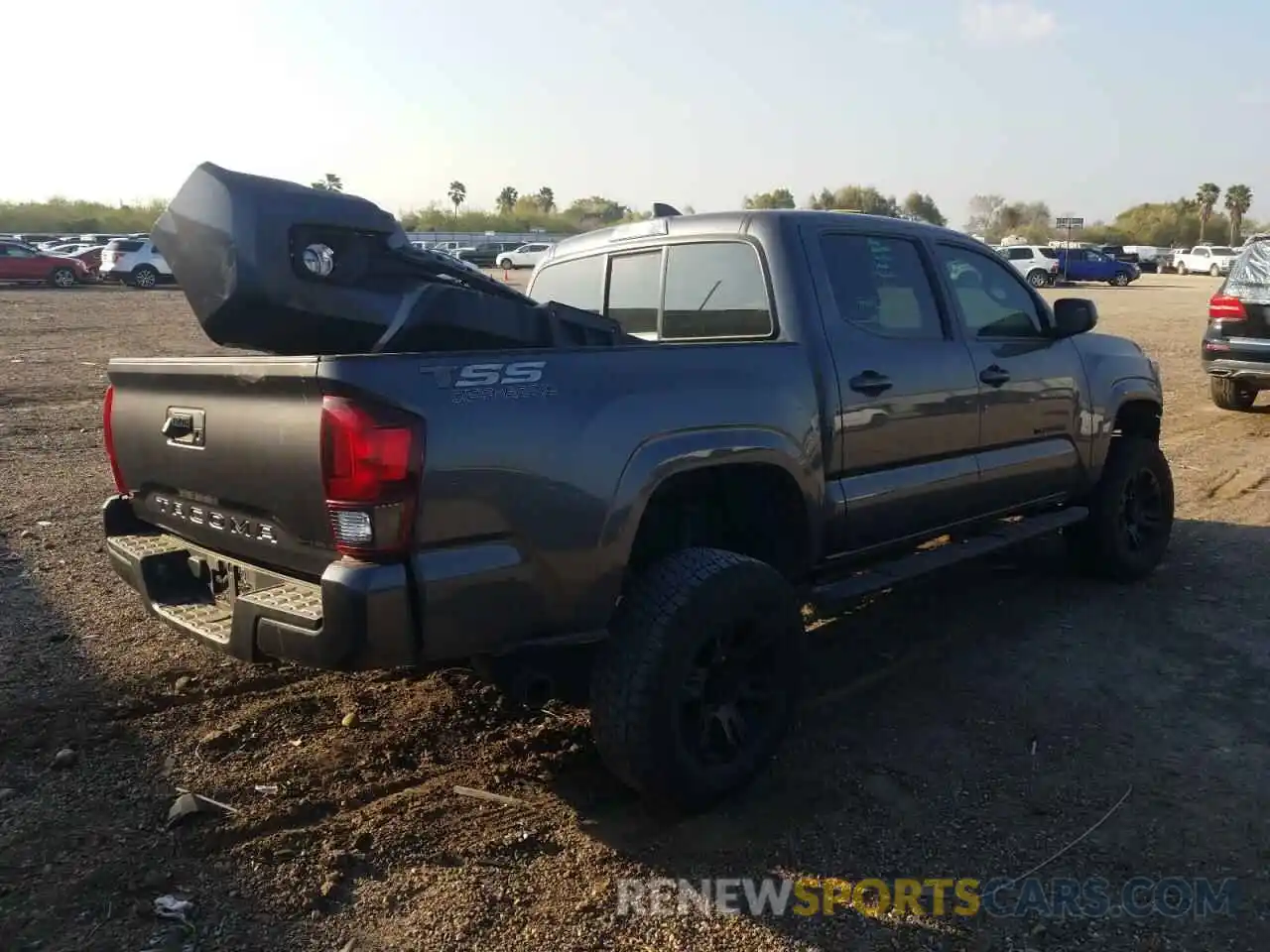 4 Photograph of a damaged car 5TFAX5GN2LX178101 TOYOTA TACOMA 2020