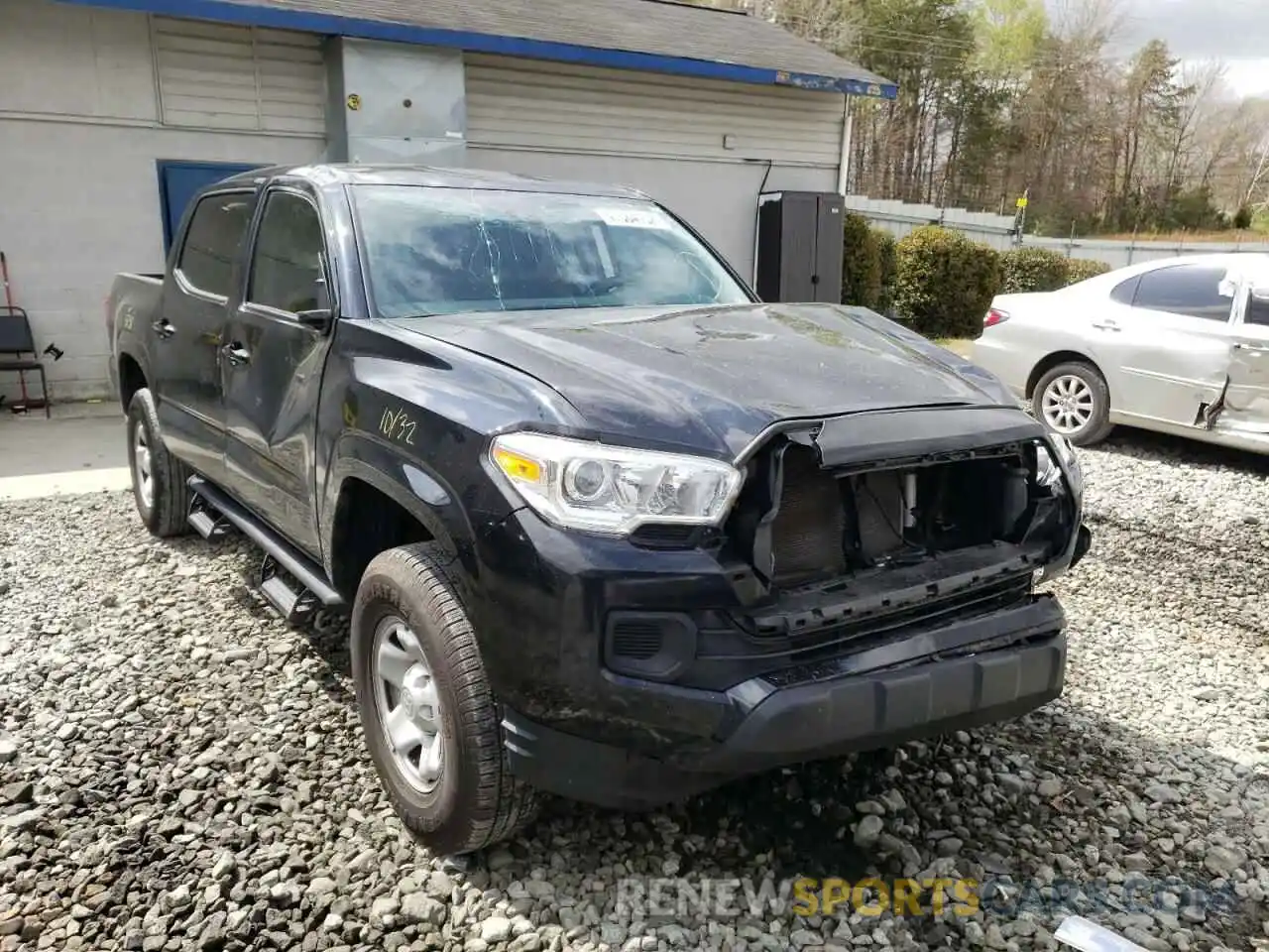 1 Photograph of a damaged car 5TFAX5GN2LX181273 TOYOTA TACOMA 2020