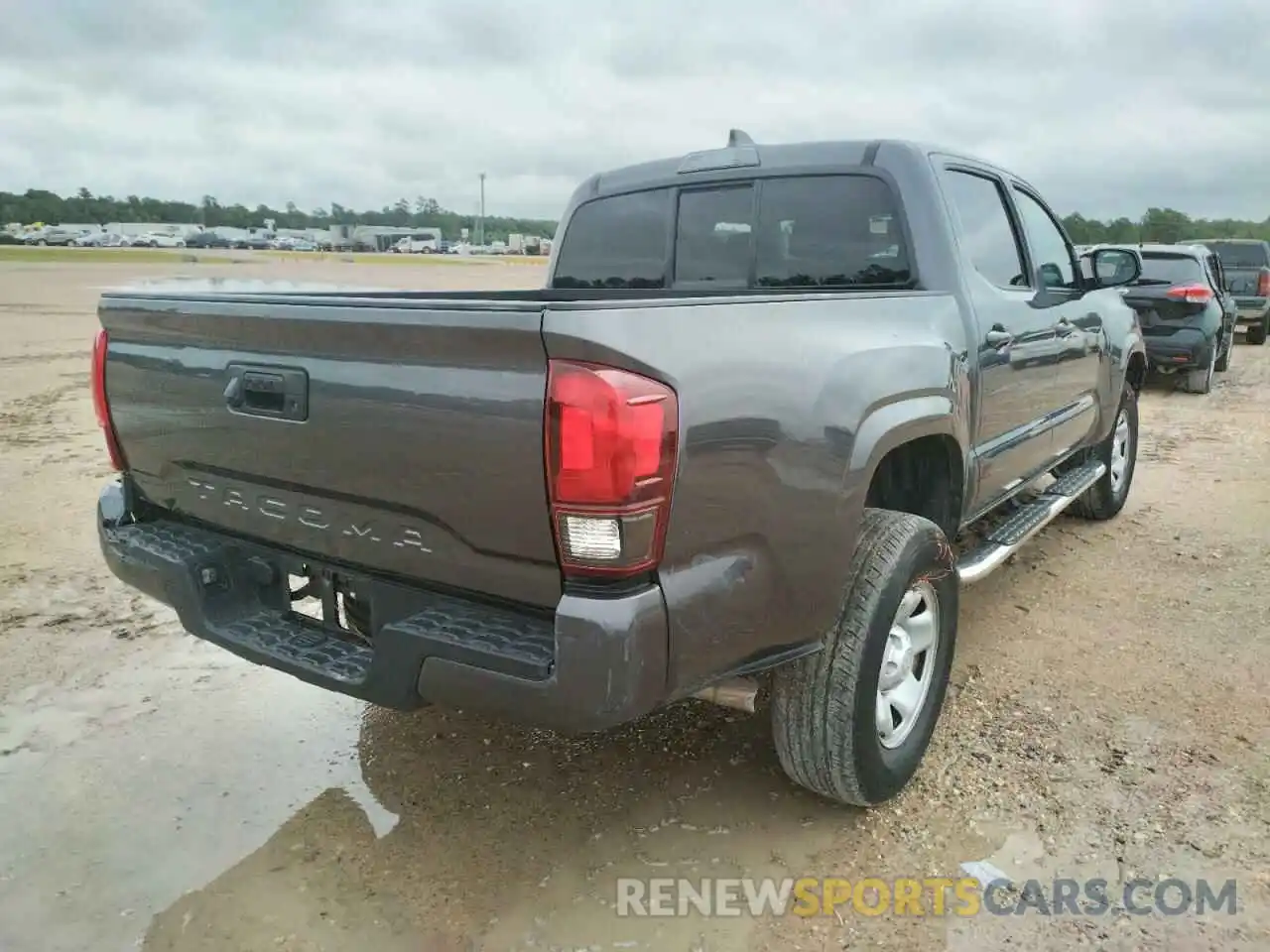 4 Photograph of a damaged car 5TFAX5GN3LX172226 TOYOTA TACOMA 2020