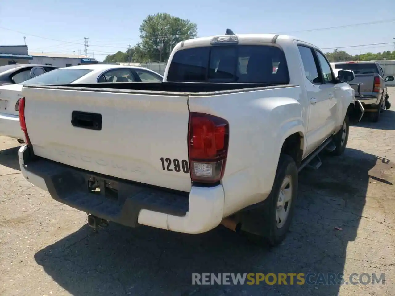 4 Photograph of a damaged car 5TFAX5GN3LX180410 TOYOTA TACOMA 2020