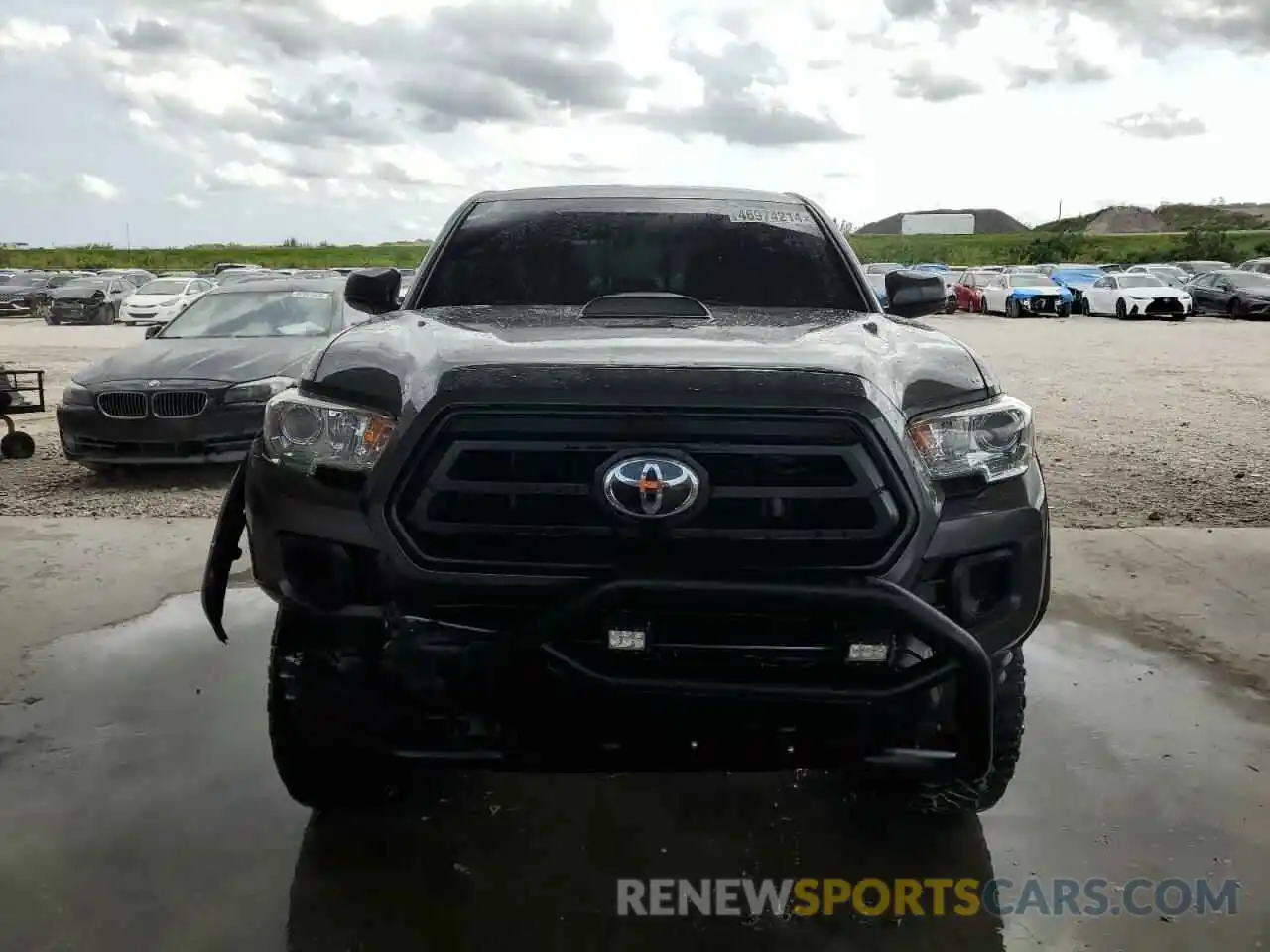 5 Photograph of a damaged car 5TFAX5GN3LX184182 TOYOTA TACOMA 2020