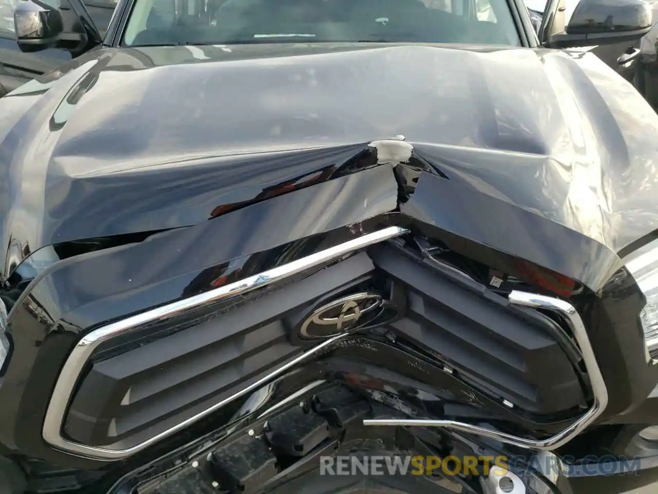 7 Photograph of a damaged car 5TFAX5GN4LX174891 TOYOTA TACOMA 2020