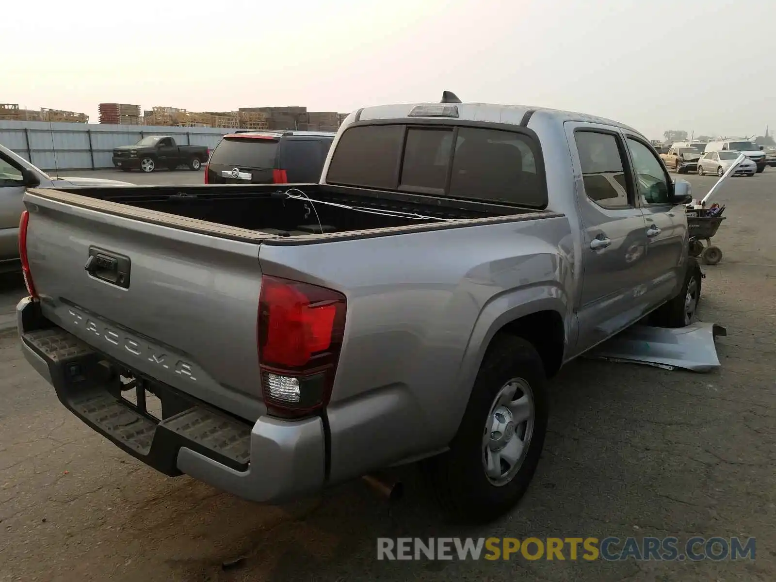 4 Photograph of a damaged car 5TFAX5GN4LX175068 TOYOTA TACOMA 2020