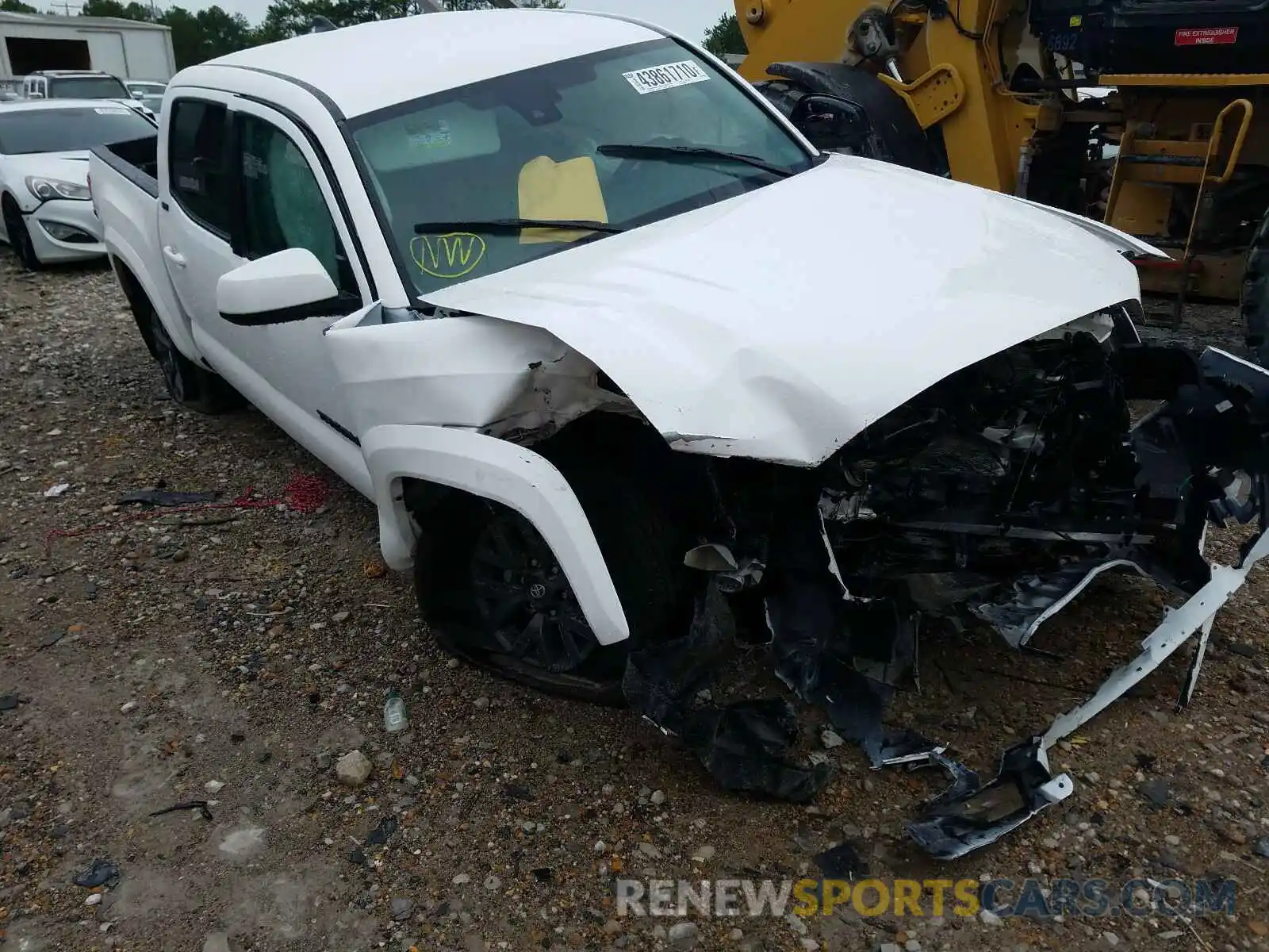 1 Photograph of a damaged car 5TFAX5GN4LX183039 TOYOTA TACOMA 2020